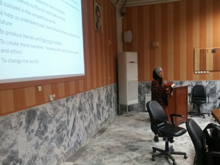 تشکيل جلسه آموزشی با حضور پروفسور اکرم تاجی استاد دانشگاه فن آوری کوییزلند استرالیا (QUT)  در سالن جرجانی دانشکده پرستاری و مامایی تشکيل جلسه آموزشی با حضور پروفسور اکرم تاجی استاد دانشگاه فن آوری کوییزلند استرالیا (QUT)  در سالن جرجانی دانشکده پرستاری و مامایی